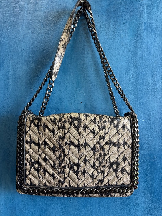 Handbags - Woven Black and Cream Chain Shoulder Bag